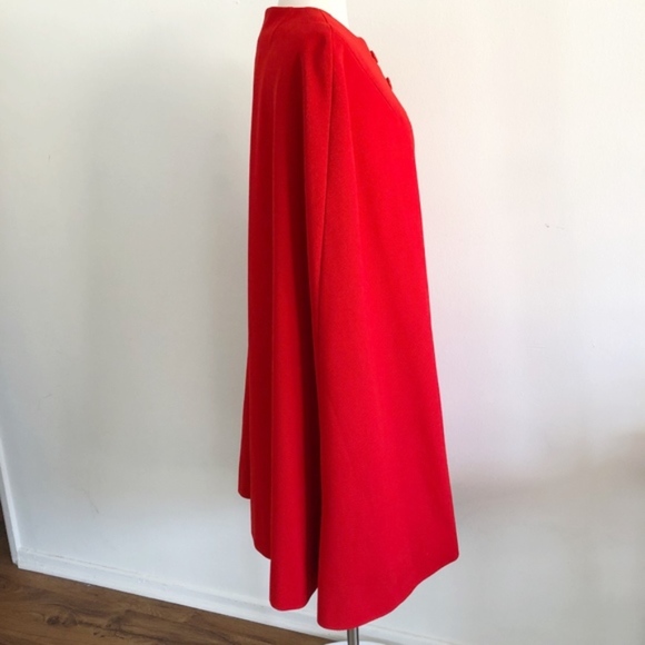Vintage Nanny & The Professor Red Cape Poncho, OS - Picture 3 of 6